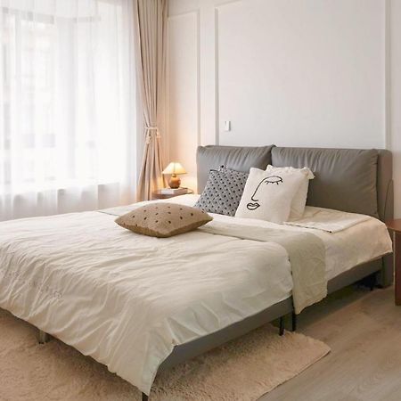 Sun Wonderland Apartment - Near The Bund Шанхай Екстер'єр фото